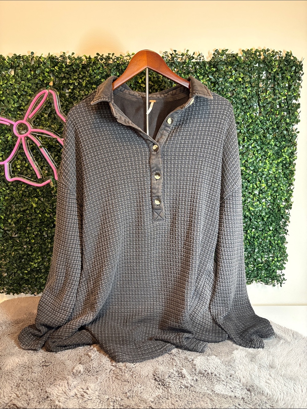 Free People Gray Oversized Waffle Knit Henley Pullover Size Large